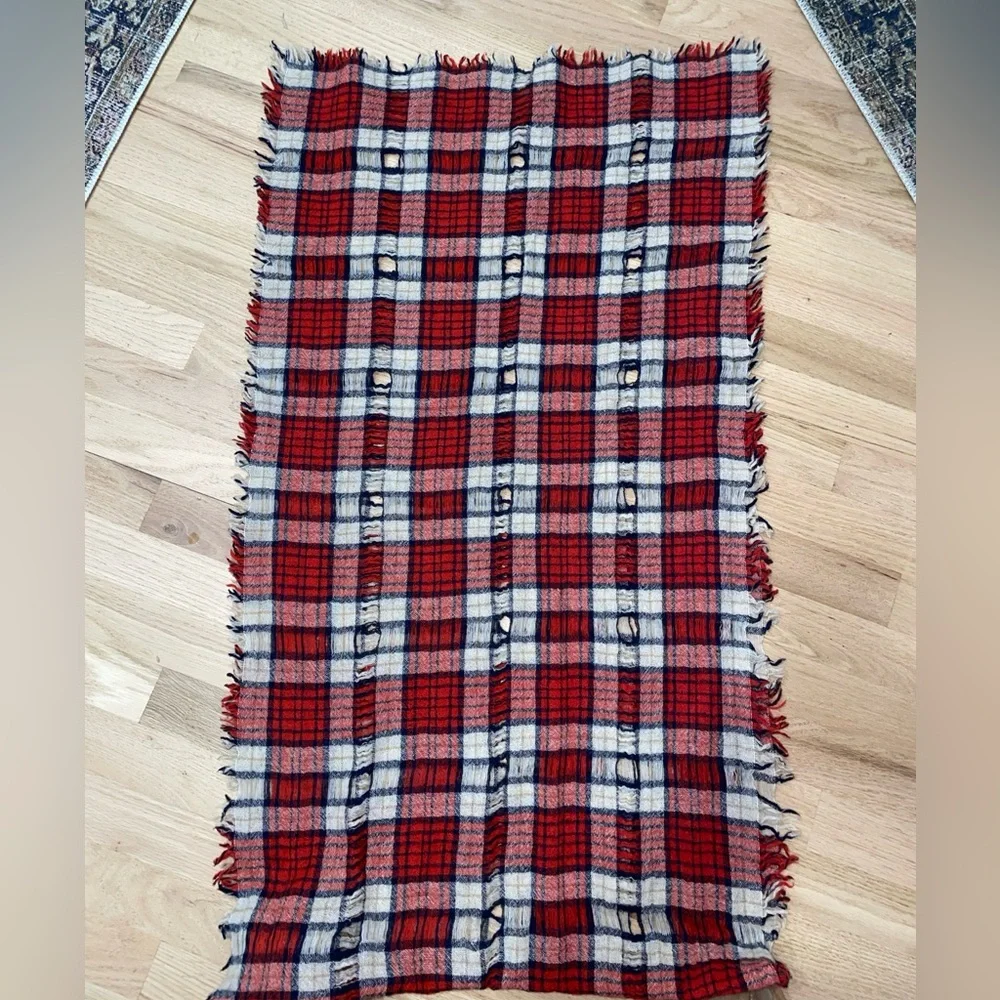 Madewell Plaid Distressed 100% Wool Scarf Style#05510